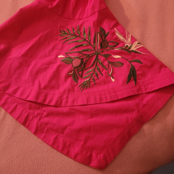 Lane Bryant Hot pink beautiful Embroiled off shoulders top. Sz. 14/15 - Picture 5 of 7